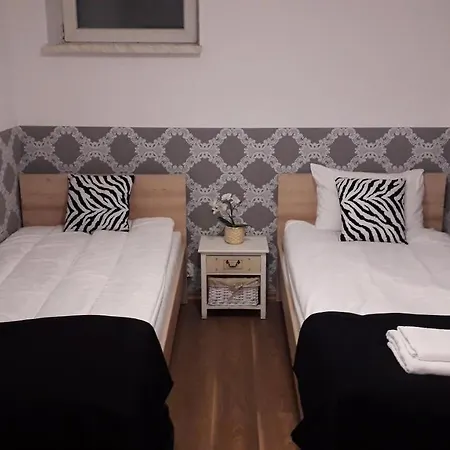 Apartament Villa Magnolia Auschwitz Exterior foto